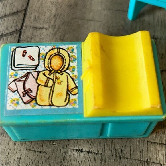 Vintage 1972 made in USA 🇺🇸 Fisher Price Nursery Set - Picture 8 of 17
